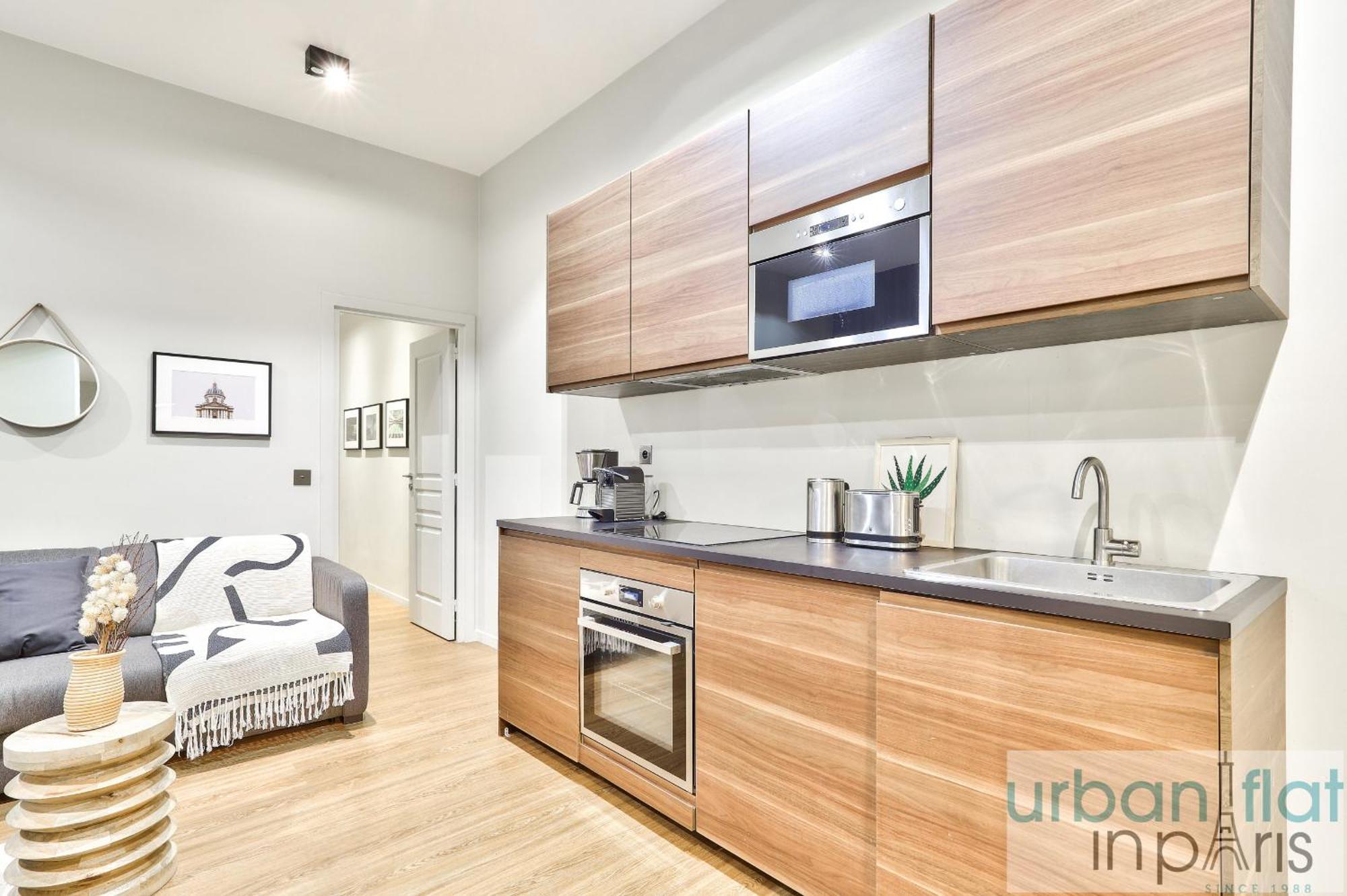 Urbanflat 140 - Beautiful Duplex In Saint-germain Des Pres * Paris